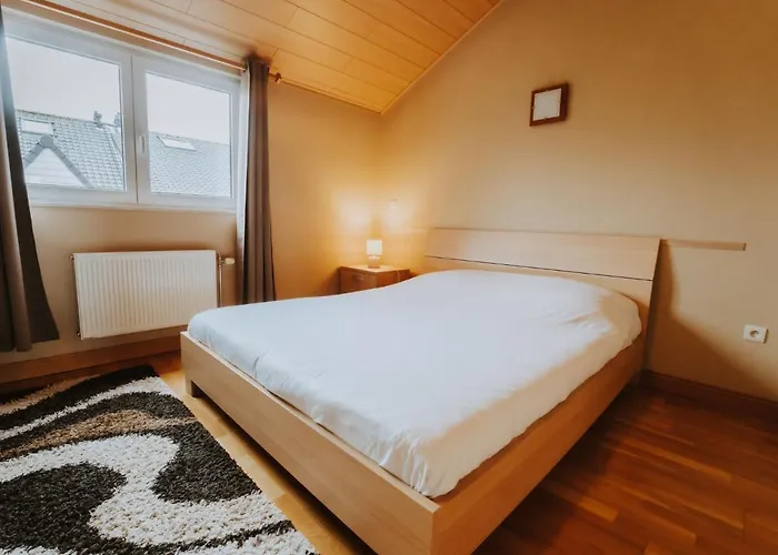 The Horseshoe With Parking By Interhome Apartamento