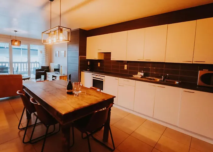 The Horseshoe With Parking By Interhome Apartamento Bredene