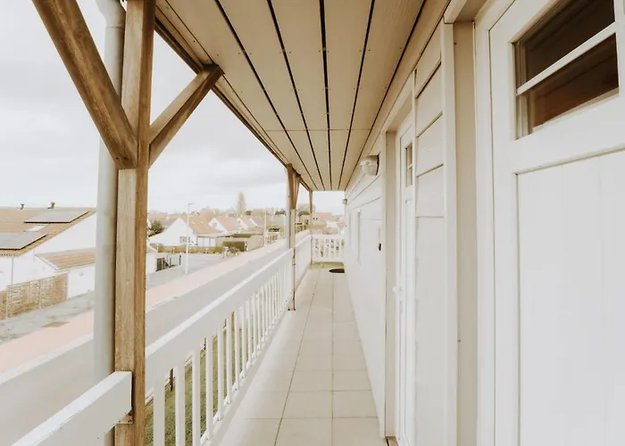 The Horseshoe With Parking By Interhome Bredene